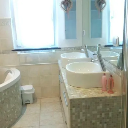 Villetta Le Rondini Privatunterkunft *